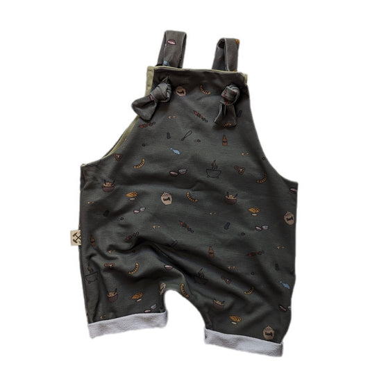 Kurze Latzhose - Grillohmd