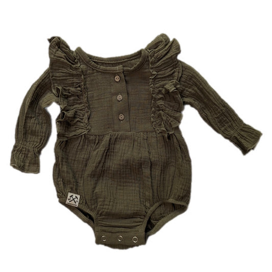 Oversizes Romper mit Rüschen - Olive