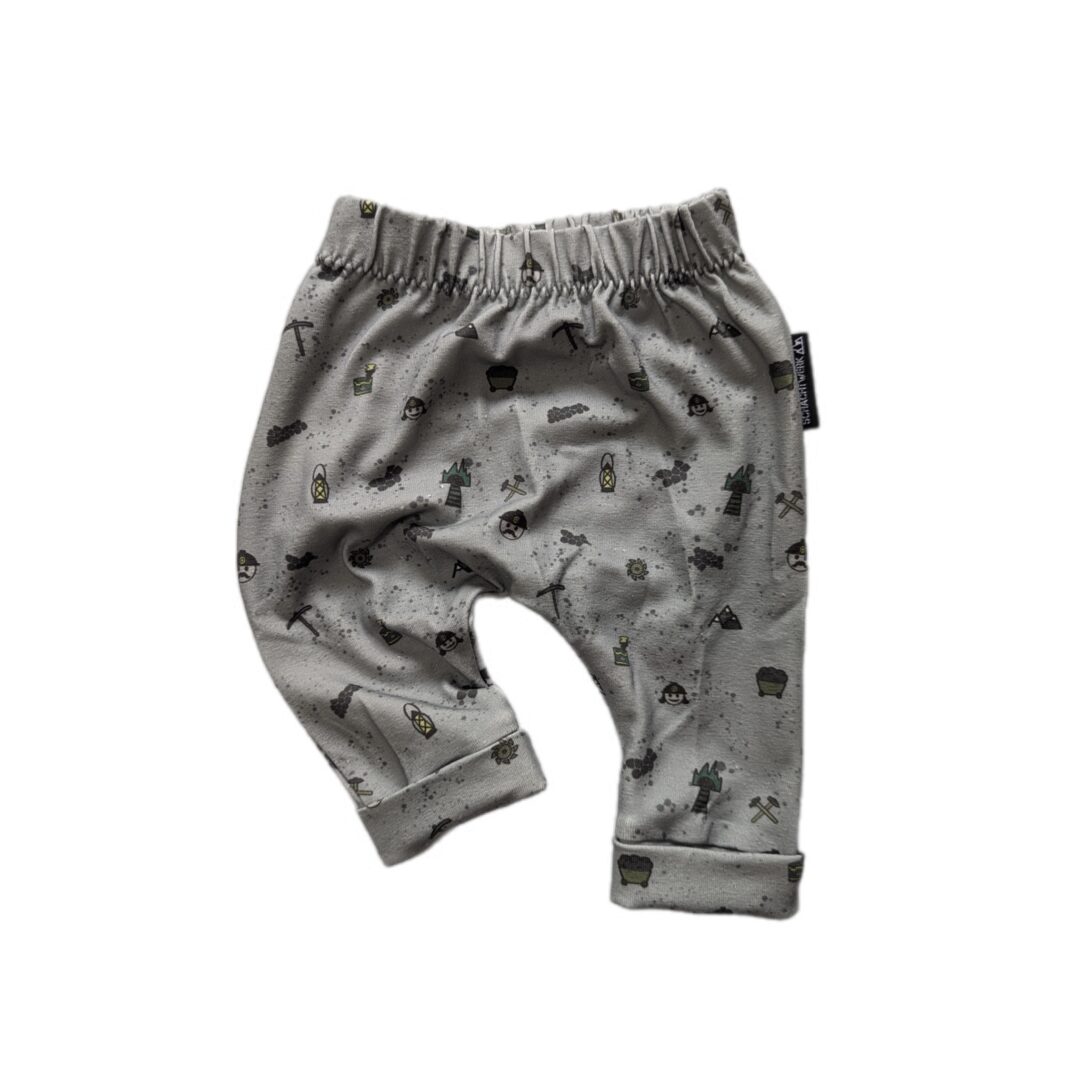 Schmale Hose