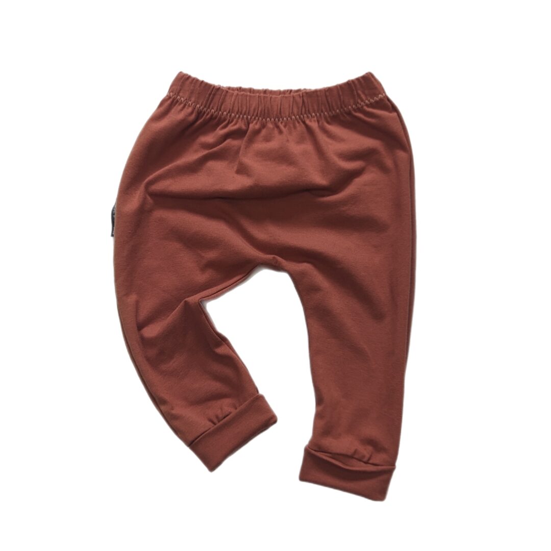 Schmale Hose  rot