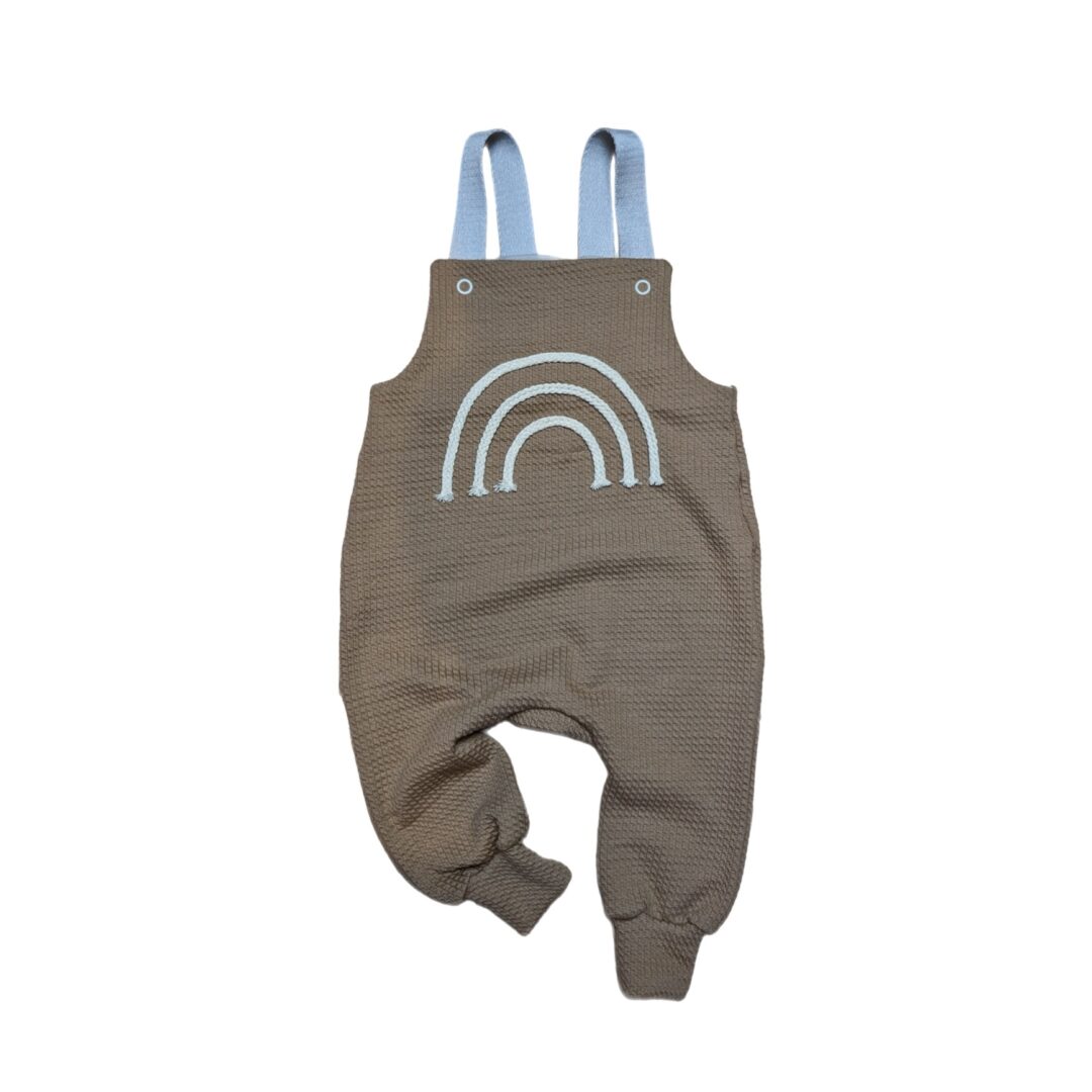 Latzhose mit Druckknopfverschluss